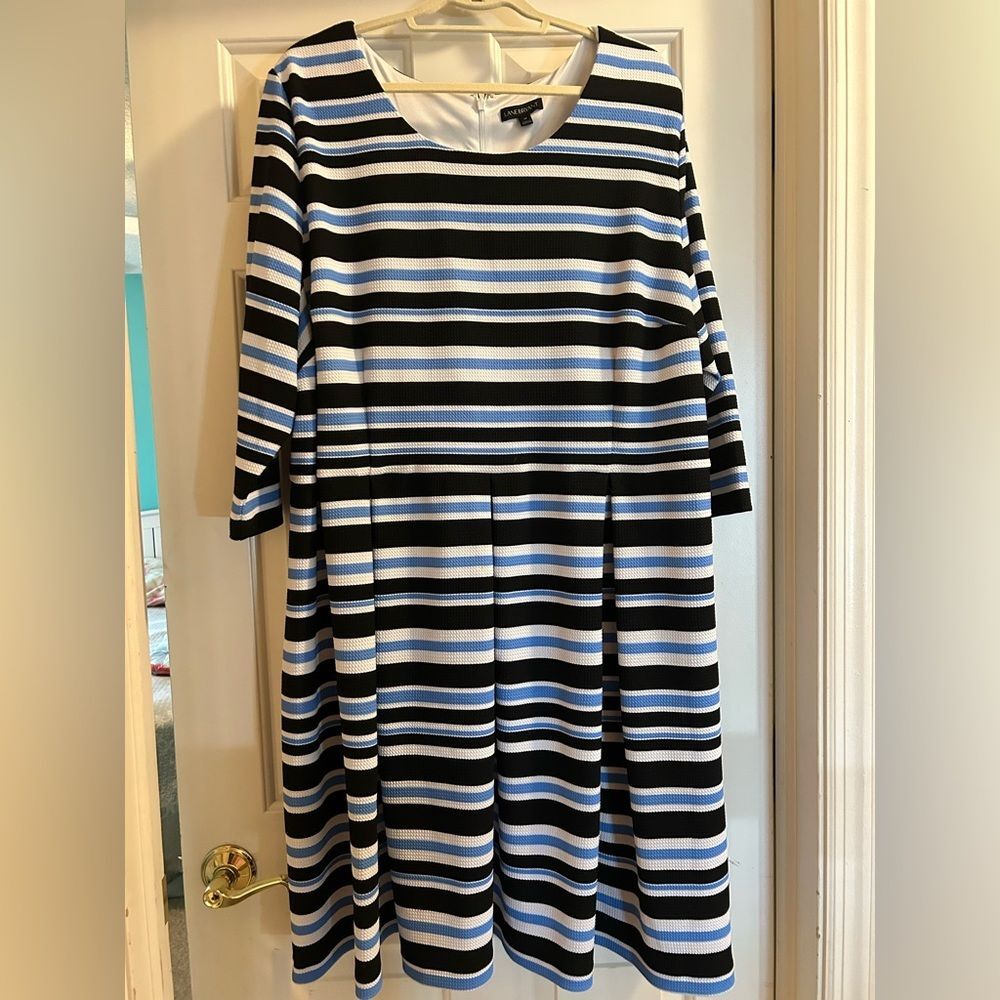 Lane Bryant Dress Women's Size 28 Pleats Pockets